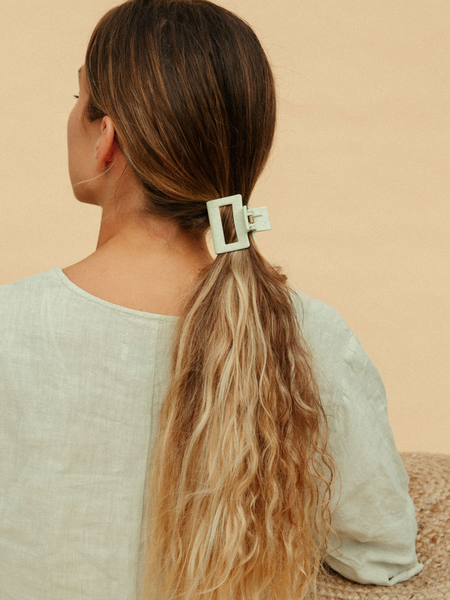 small hair claw clips